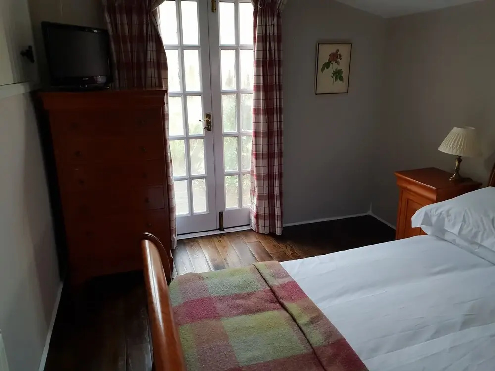 Muggles End, Falmouth, a Short Walk From the Beach