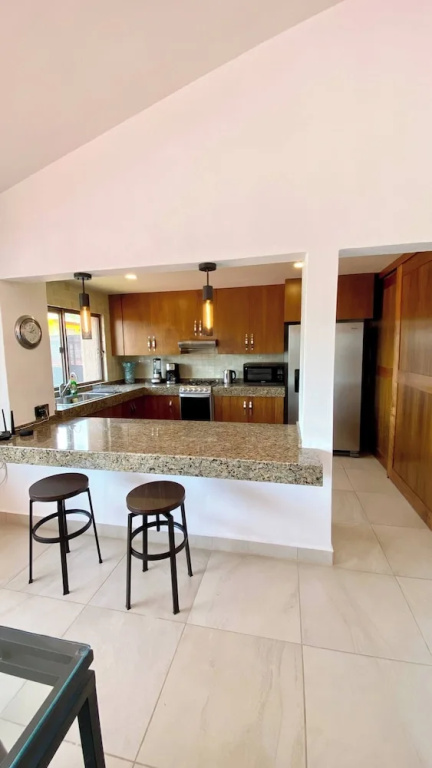 Modern LUX Ajijic 2 Bed Home -fantastic Location -bikes - Gym - Pickleball Court