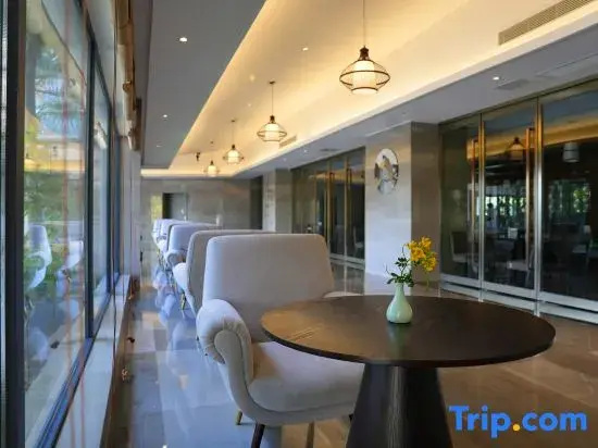 Yunding Hot Spring Hotel