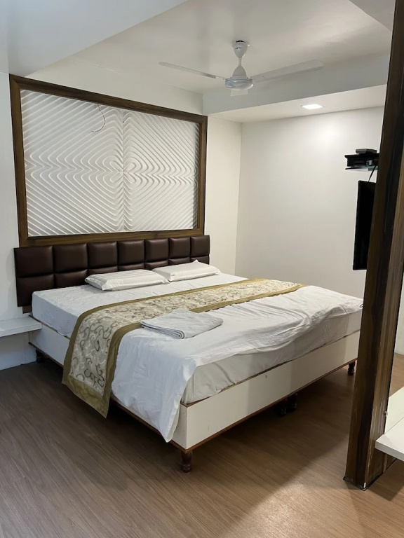 Hotel Niraj International