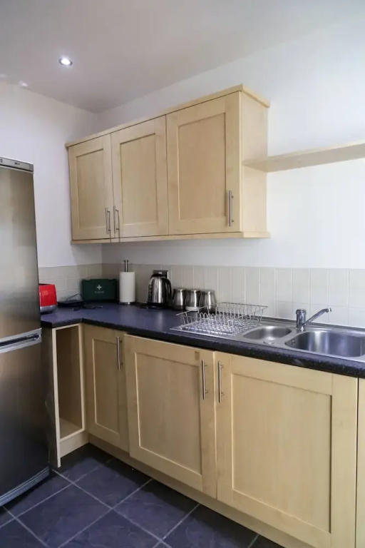 Henry Street - Apt 46