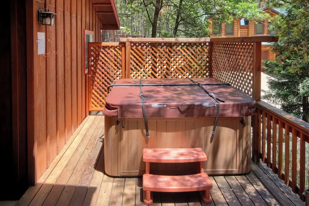 Jolie Cabin
