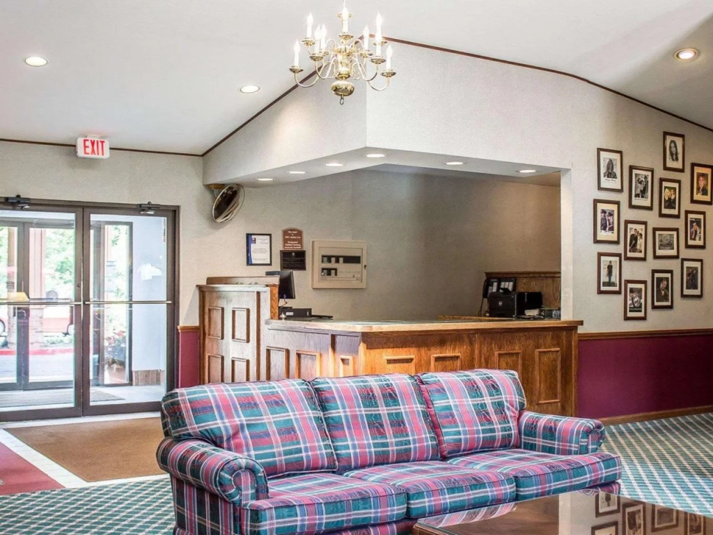 Quality Inn Petoskey-Harbor Springs