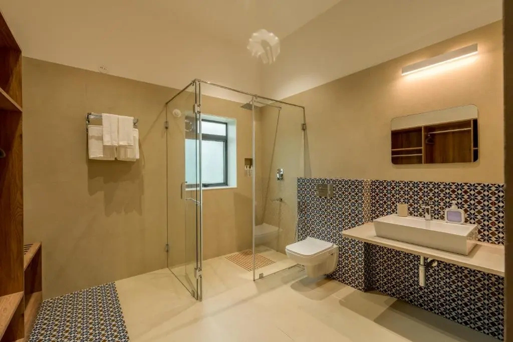 SaffronStays Eden Greens