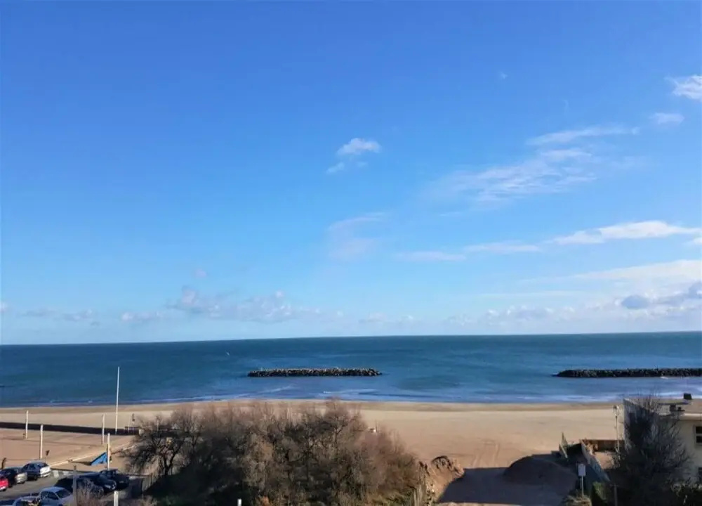 Sunny Villa Stay in Serignan