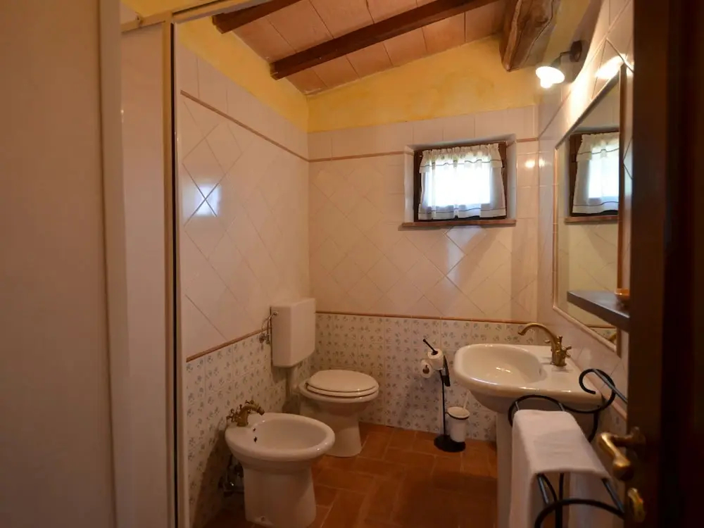 Attractive Apartment with Large Pool & Hot Tub