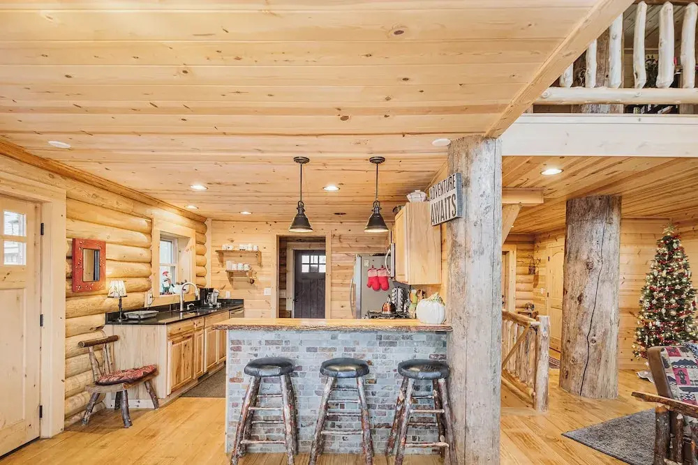 Big Log Lodge