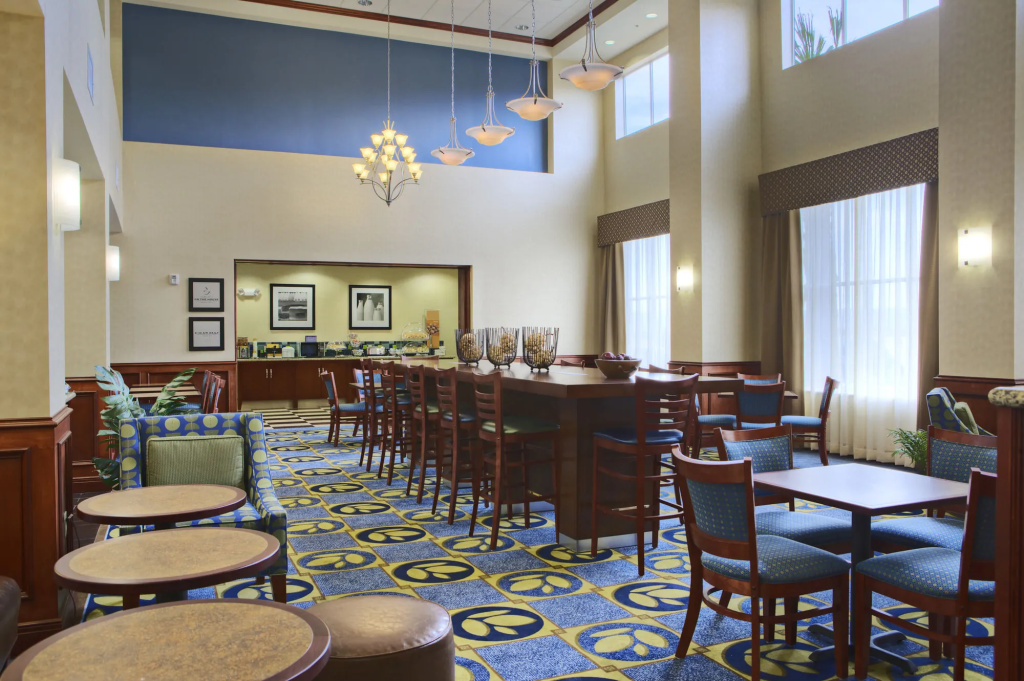 Hampton Inn & Suites Ridgecrest
