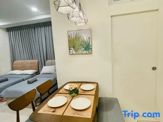 Kuching City Center Apartment With City View