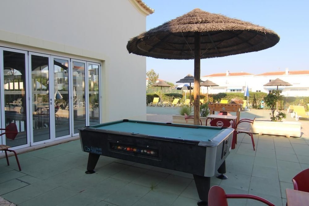 Villa Oasis, Piscina, Jacuzzi, Ténis e Praias!