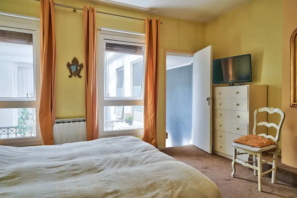 Splendid 160m2 Apartment With Terrace