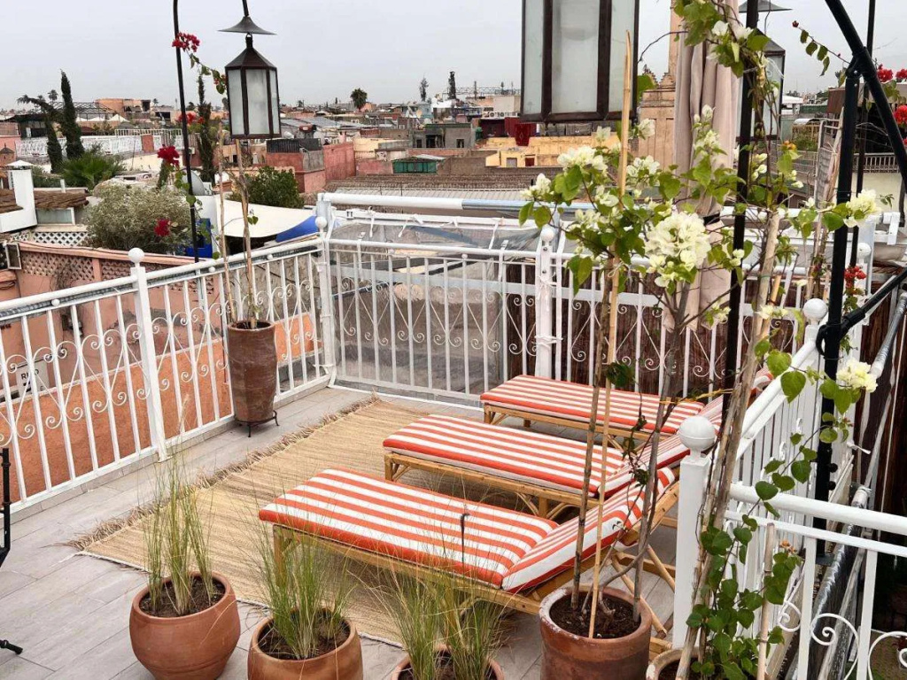 Riad 11 Zitoune