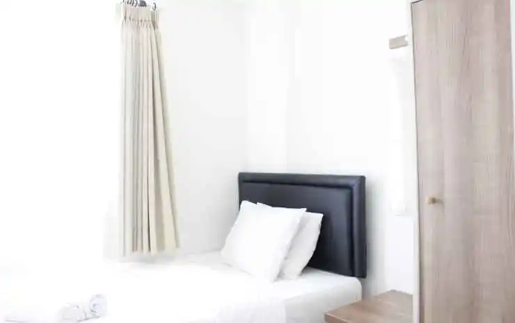 2BR Scenic Apartment at Parahyangan Residence near UNPAR By Travelio
