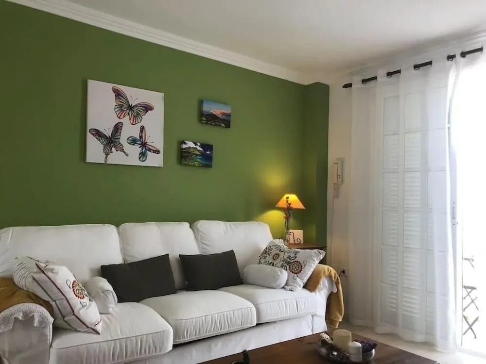 The Cozy Corner Apartment, Primera Línea con Vistas al Mar