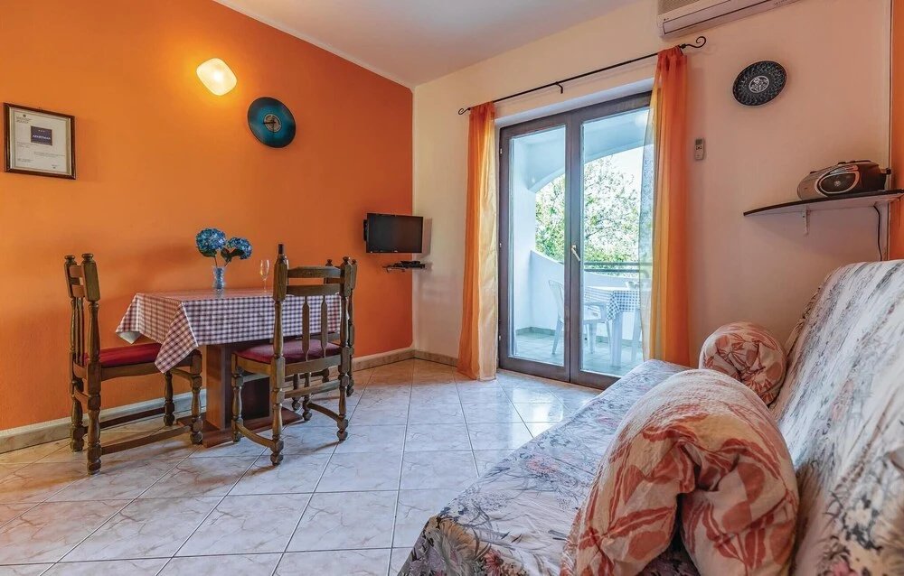Nice Home in Sisan With Wifi and 1 Bedrooms