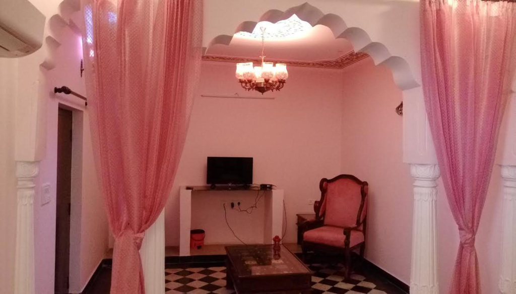 Court Shekha- (B&B Accommodation)