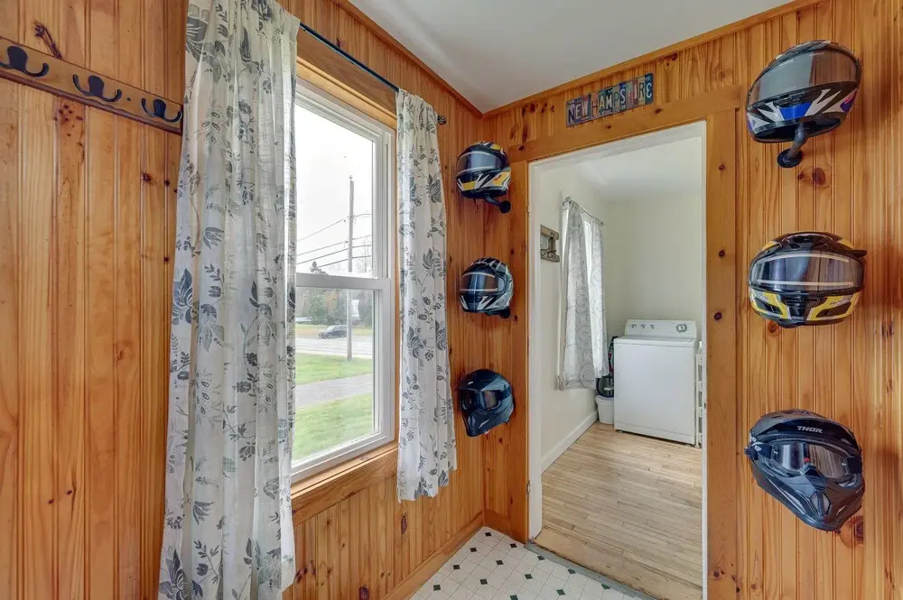 Inviting & Spacious Vacation Rental in Pittsburg!