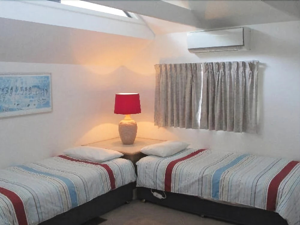 Petrel Deluxe Villa