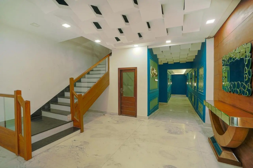 Hotel Escala best 3- Star Hotel In Amritsar