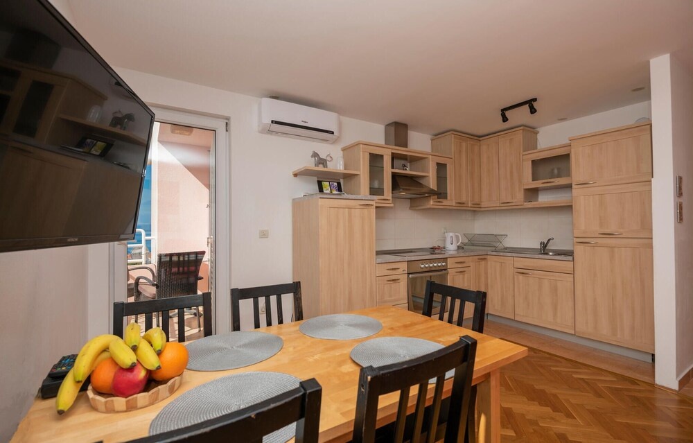 Awesome Apartment in Promajna With Wifi and 1 Bedrooms