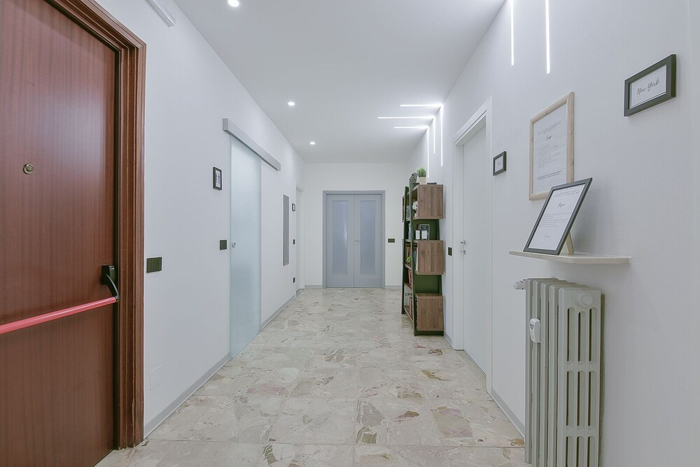 8 Bedroom Apartment in Reggio Emilia Center