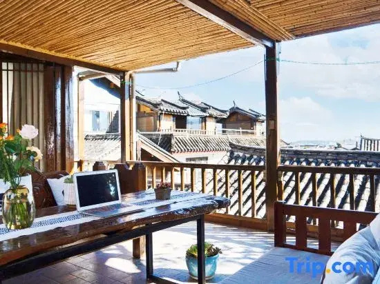 Lijiang Ancient City Xishan Tea House Inn