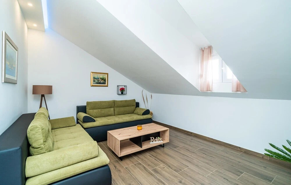 Amazing Apartment in Zaton Veliki With Wifi and 4 Bedrooms