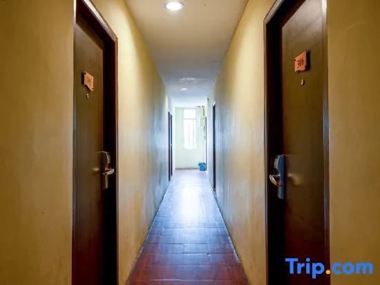 Tripletree Stefani Hotel