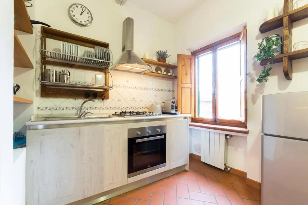 Santa Maria Novella 6 sleeps near the central station