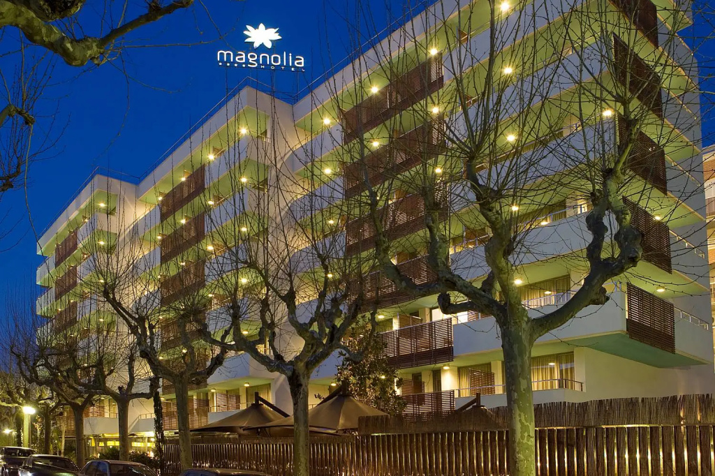 Magnolia Hotel - Adults Only