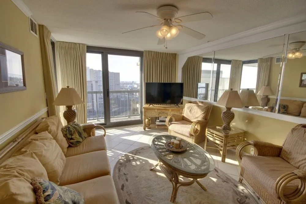 Sea Watch 1417 - 2 Br Condo