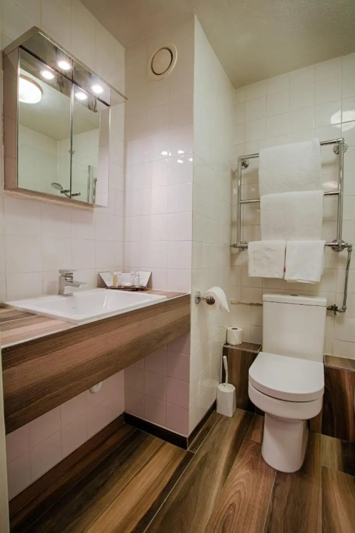 The Saracens Head Hotel - The Coaching Inn Group