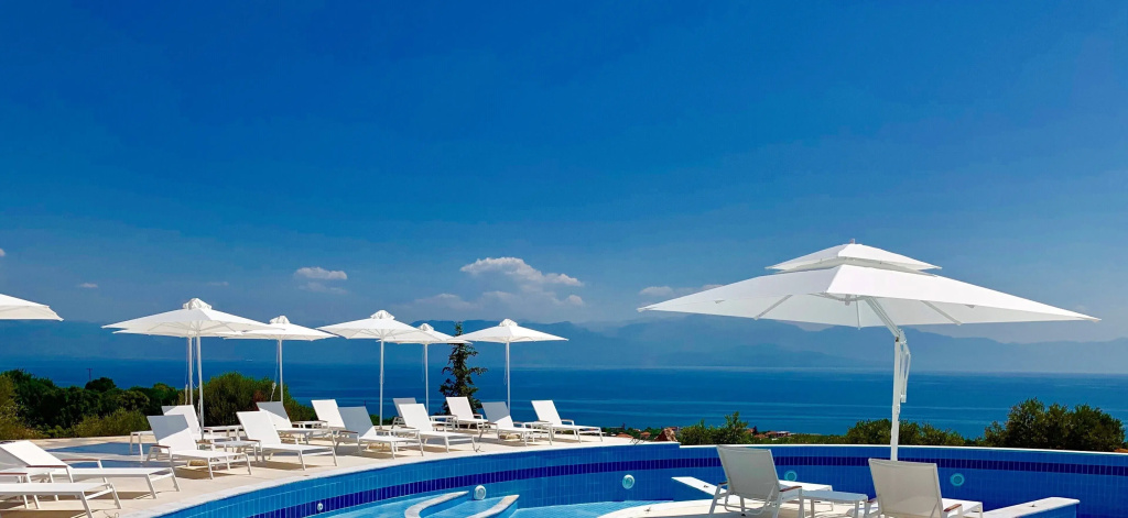 WHITE DONKEY BOUTIQUE Hotel