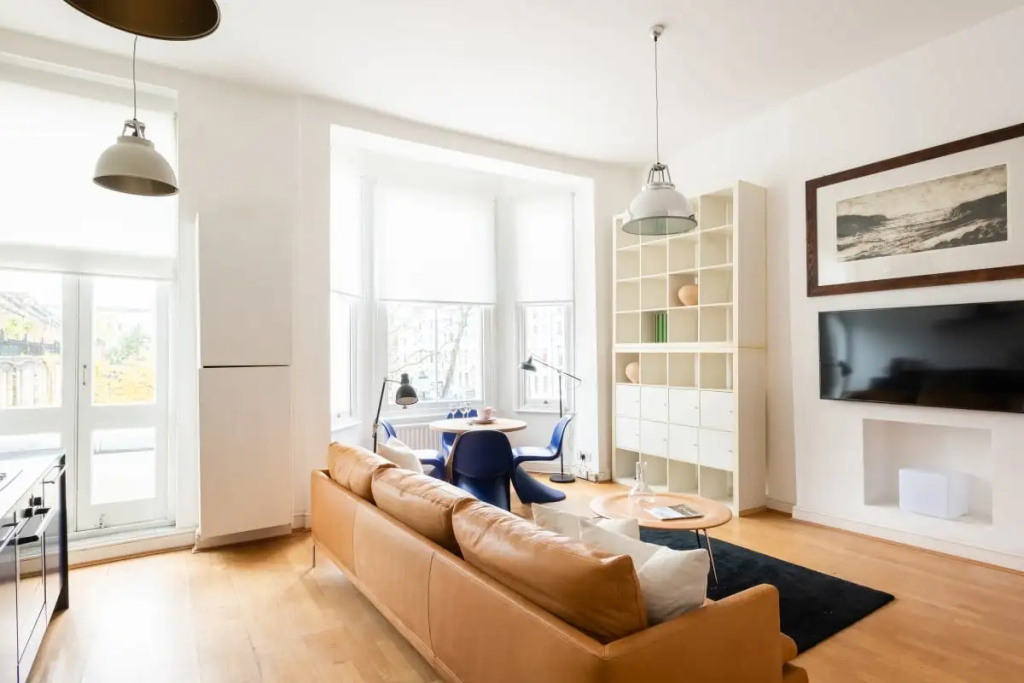 The Powis Square Escape - Modern 2BDR in Notting Hill
