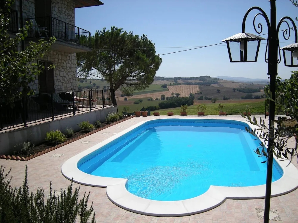 Girasole-rolling Hills, Sunflowersfamily Friendly
