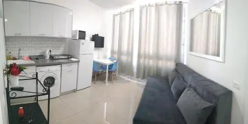 Colony Beach Bat Yam Apartments