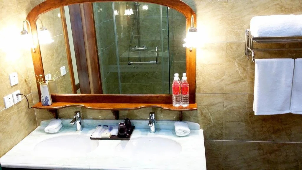 Shuian Gesang Huaxiang Hotel