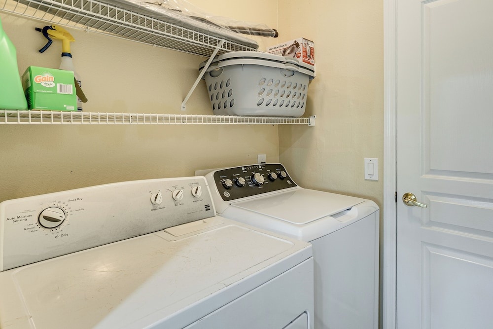 Quiet Golfers Home 9 Mi to Beaches & Dtwn Venice