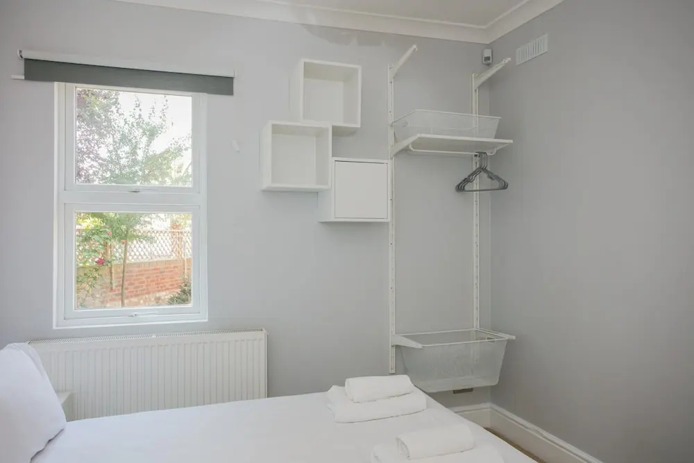 Three Bedroom Apartment in Willesden Green