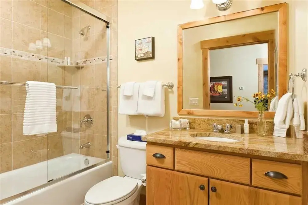 6115 Bear Lodge, Trappeur's Crossing Apartment 1