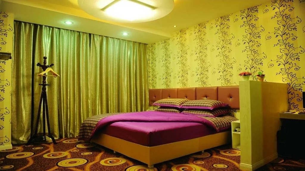 Dongyang Z Business Hotel