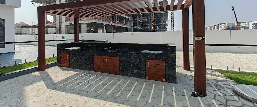 Vogue Elegance Olivz Residence by Danube