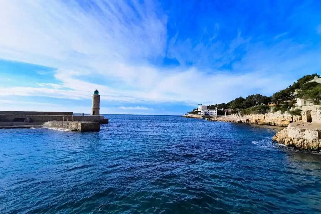 LE RAVISSANT - 50m du Port - très calme
