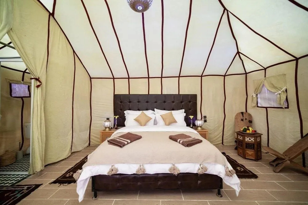 Sunset luxury camp