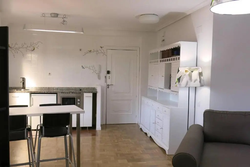 Maravillosa vivienda uso turistico con Parking VUT 921 AS