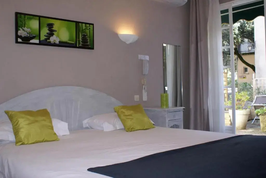 Le Petit Manoir Hotel Provence