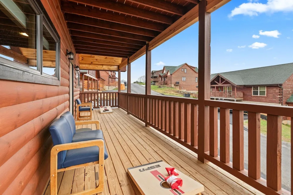 Cabin w/ Hot Tub & Game Room in the Smokys!