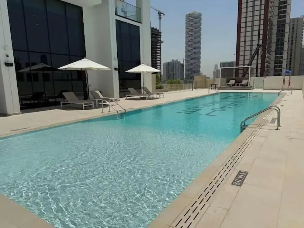 Olympic Pool 5 Mins Drive to Circle Mal