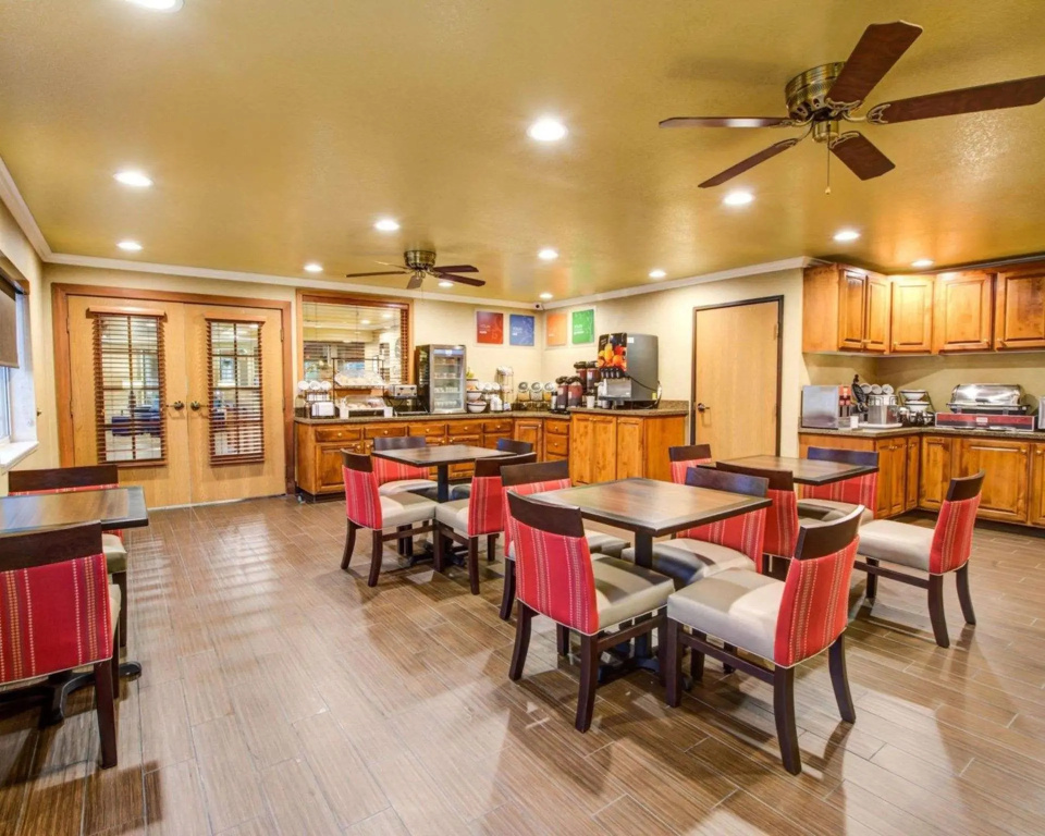 Comfort Inn Fontana
