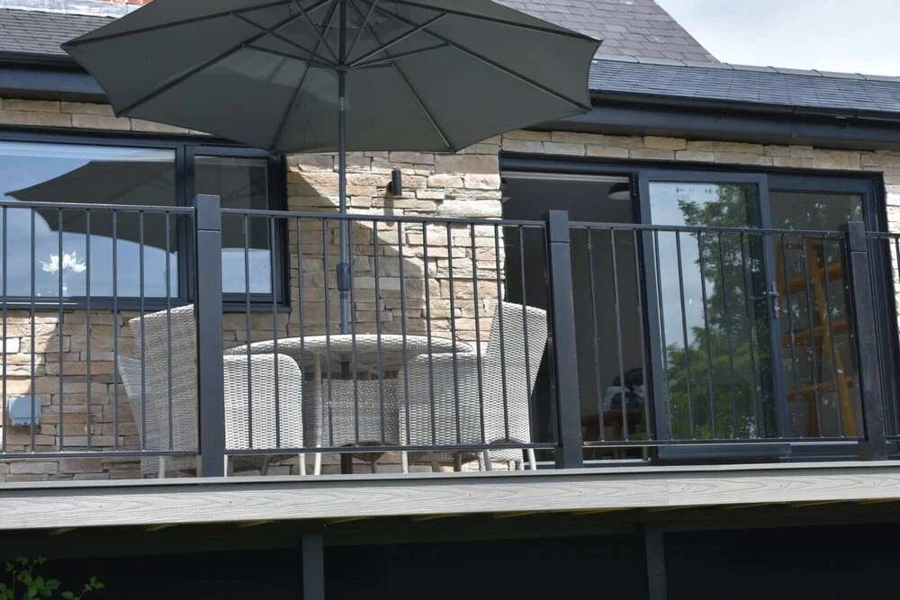 The View, Charming 2-bed Apartment in Shaftesbury,